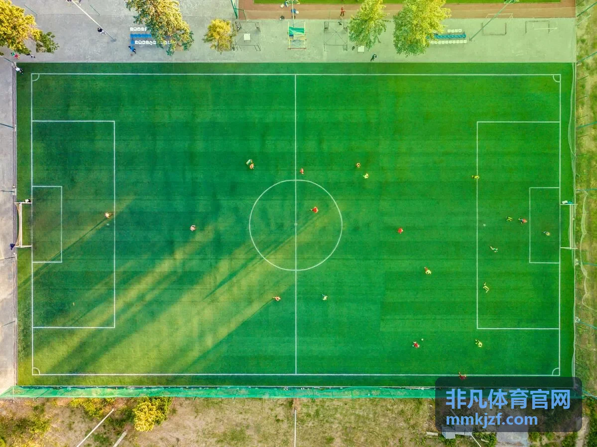 非凡体育官网报名现场核验与服务台办理